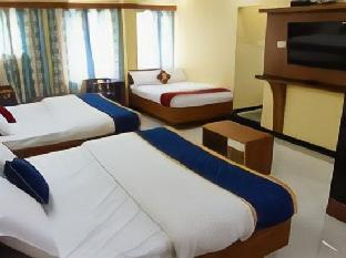 shree balaji deluxe lodge