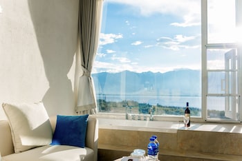 butterfy seaview resort villa