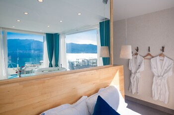 butterfy seaview resort villa
