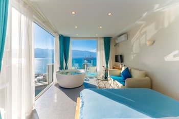 butterfy seaview resort villa