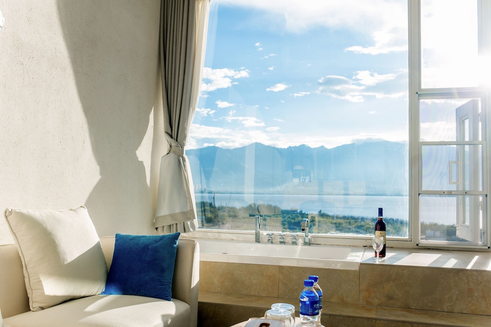 butterfy seaview resort villa