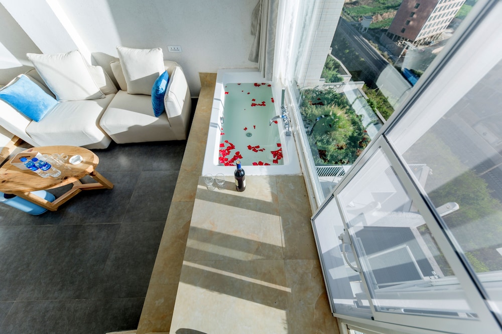 butterfy seaview resort villa
