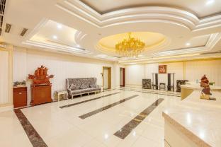 huaqi kaiserdom hotel
