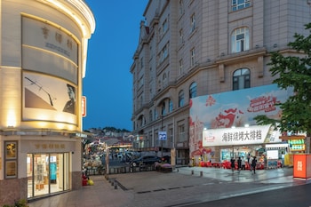 huaqi kaiserdom hotel