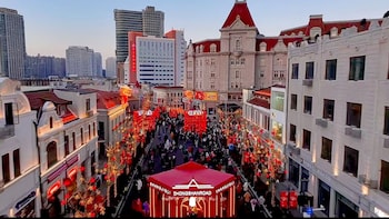 huaqi kaiserdom hotel