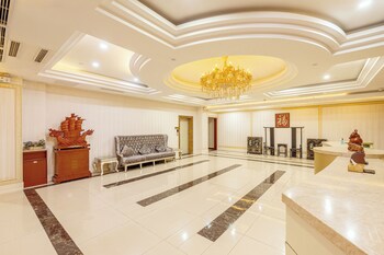 huaqi kaiserdom hotel