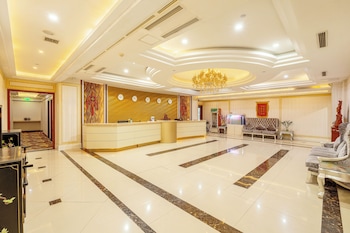huaqi kaiserdom hotel