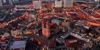 huaqi kaiserdom hotel
