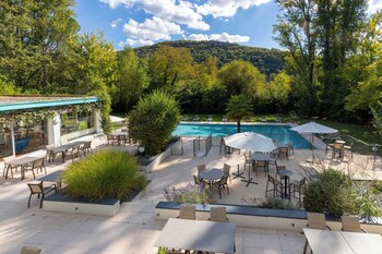 hotel la segaliere spa bar