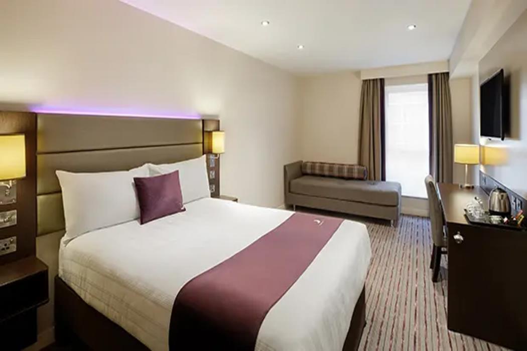 premier inn exmouth seafront