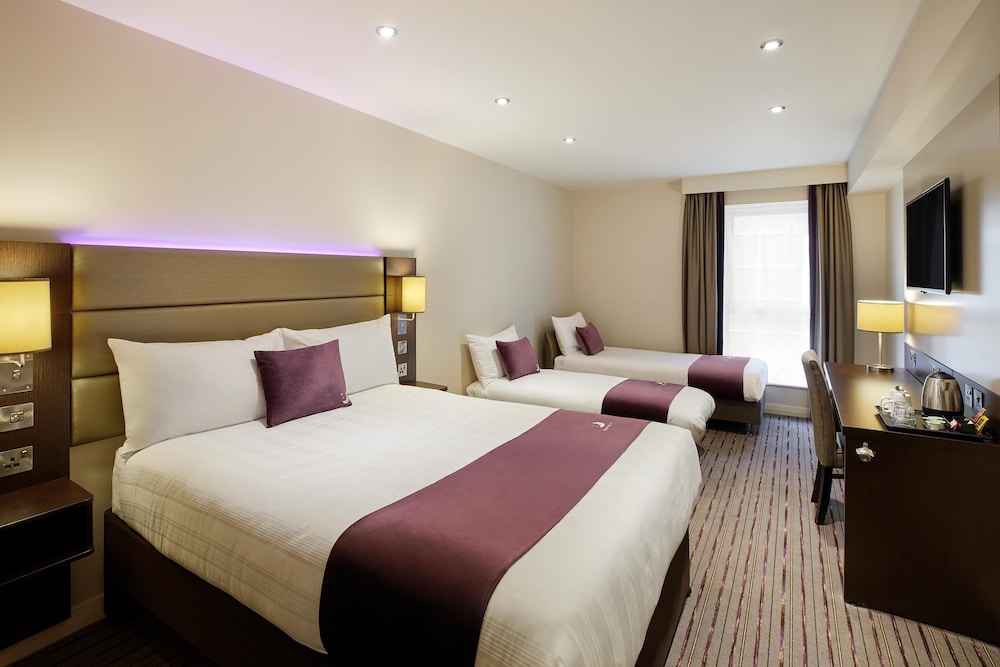 premier inn exmouth seafront