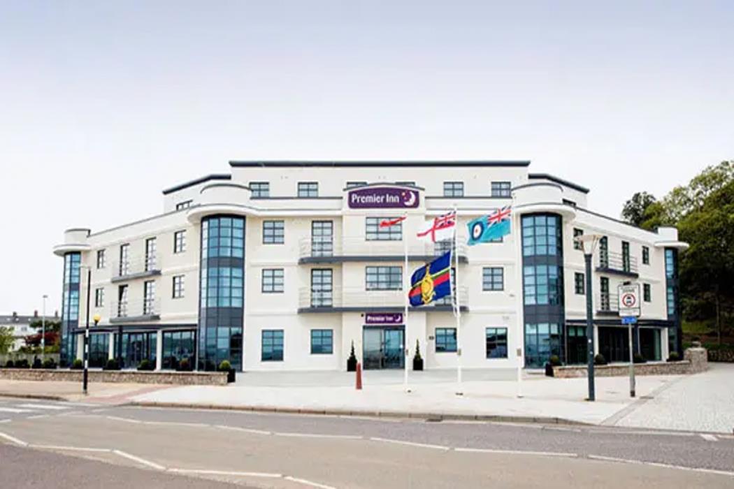 premier inn exmouth seafront