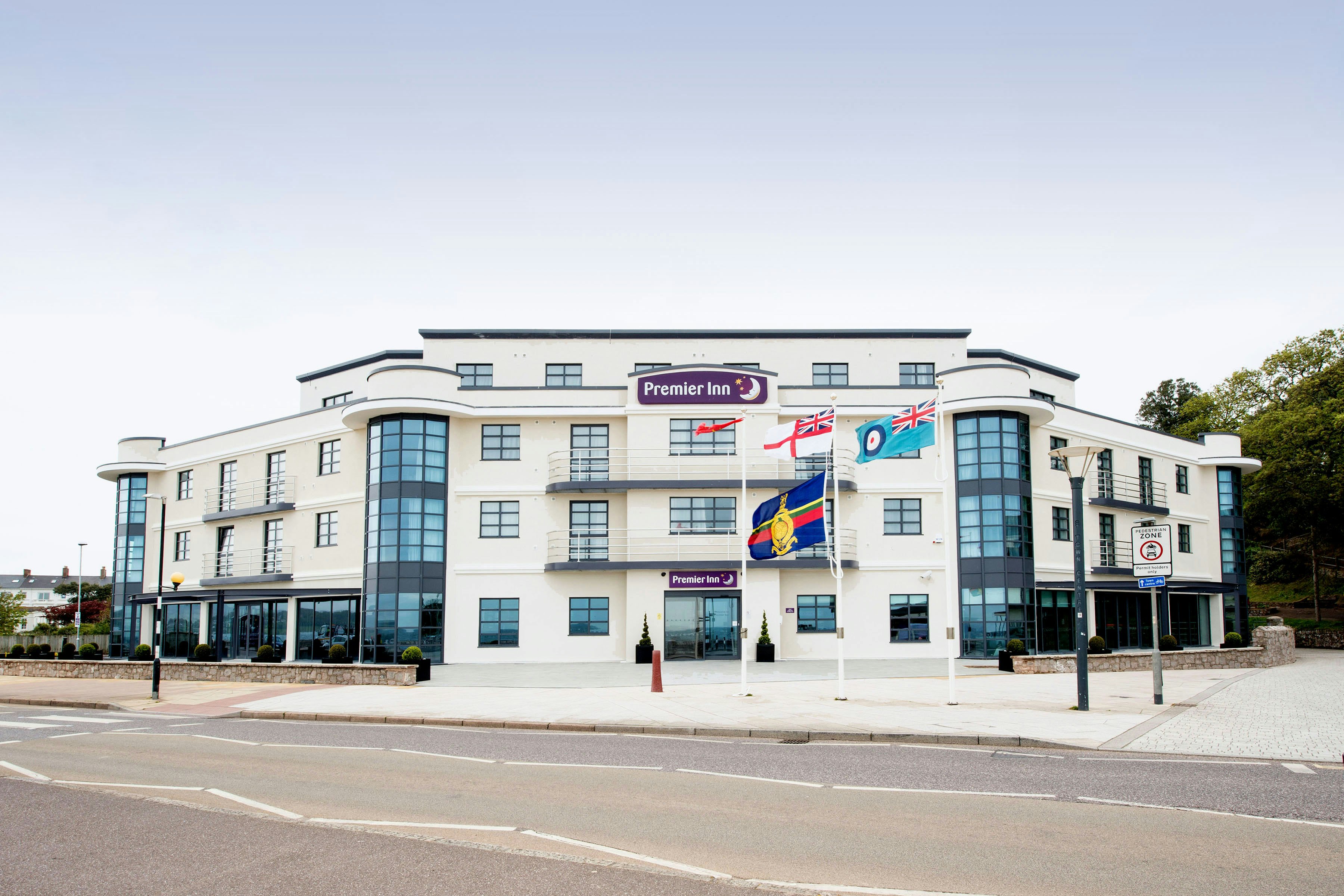 premier inn exmouth seafront