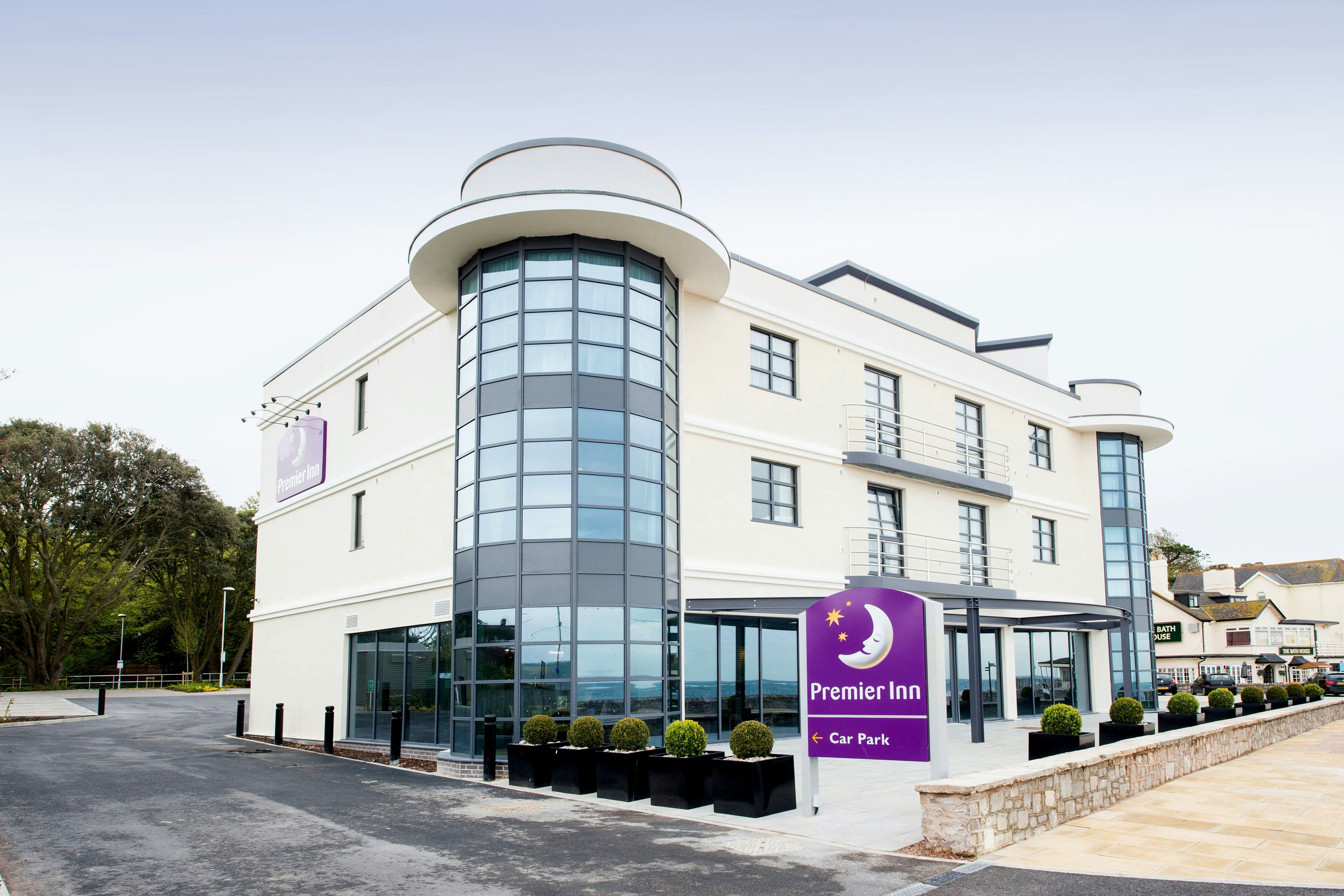 premier inn exmouth seafront