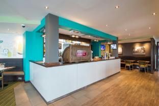 premier inn exmouth seafront