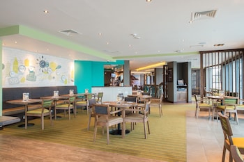 premier inn exmouth seafront