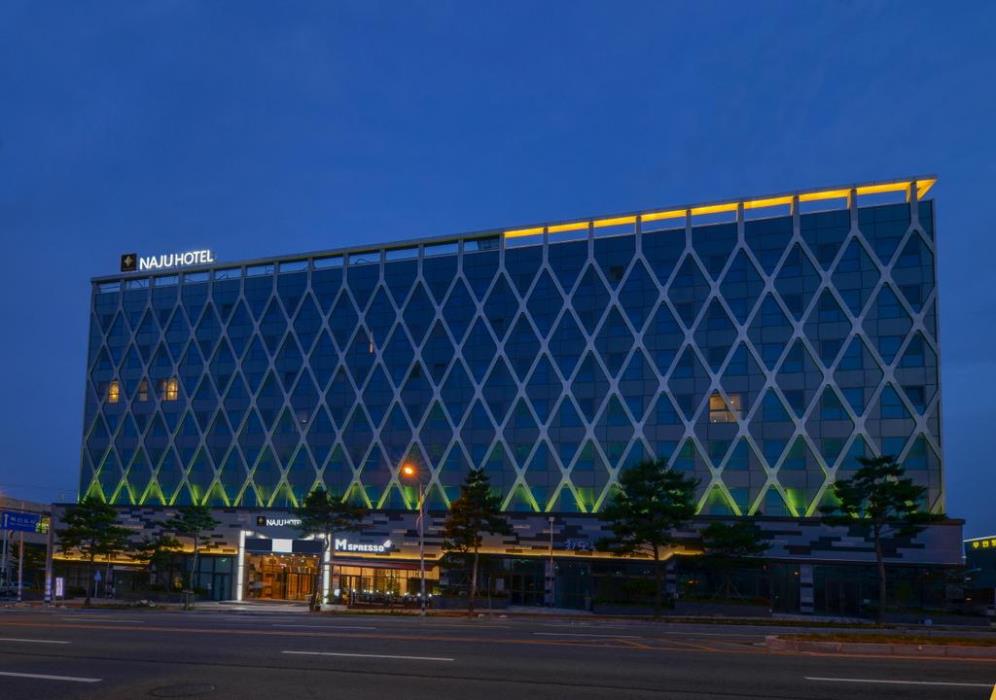 naju centum hotel