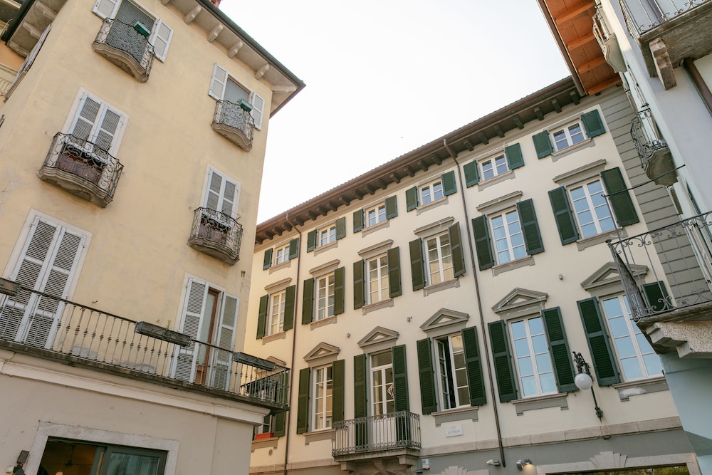 verbania luxury italy apartments