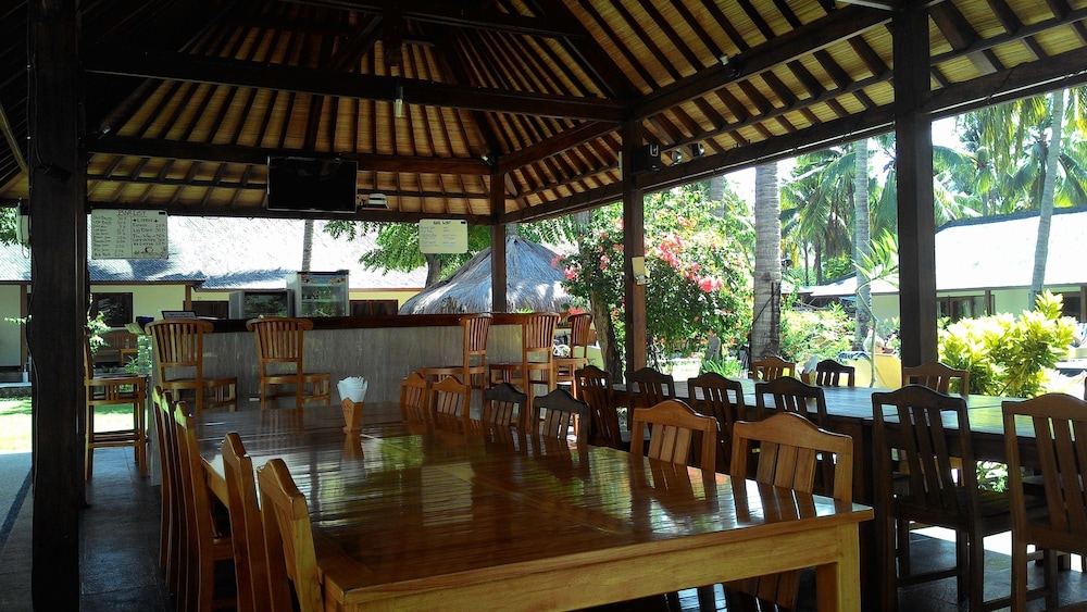 Trawangan Oasis,,3 star