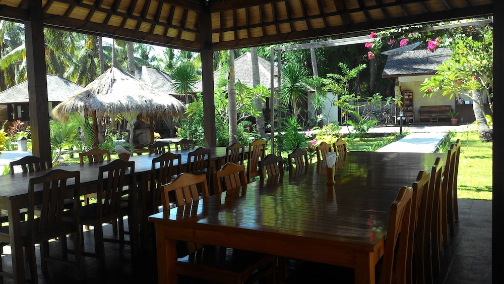 Trawangan Oasis,,3 star