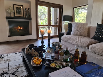 kuname lodge
