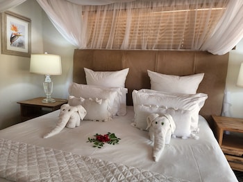 kuname lodge