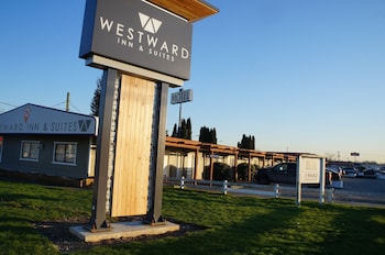 westward inn and suites