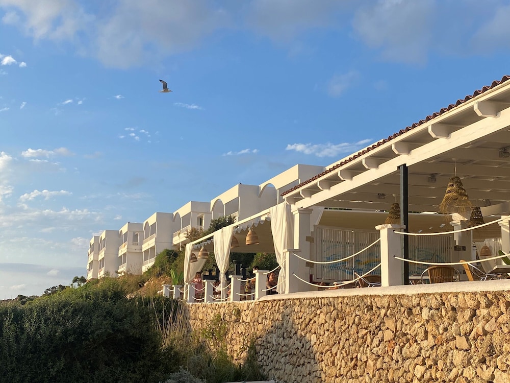 aparthotel beach club