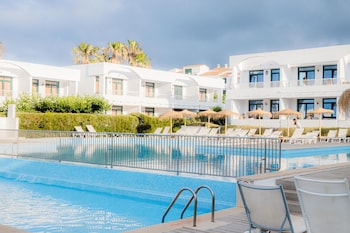 aparthotel beach club