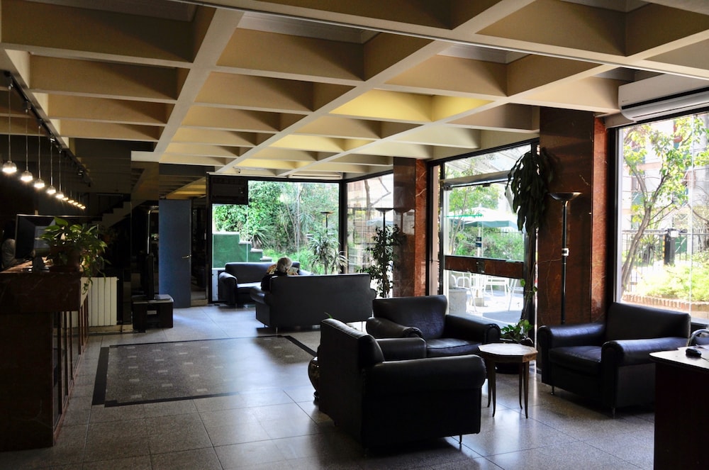 golf tower suites and apartments