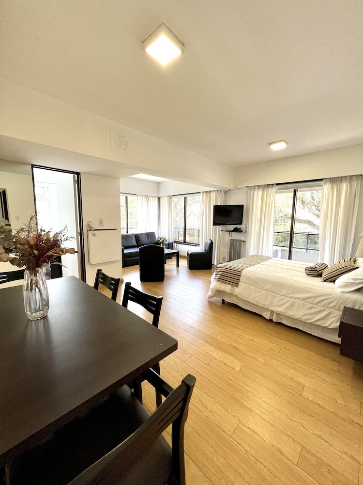 golf tower suites and apartments