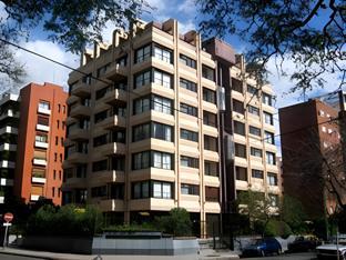 golf tower suites and apartments