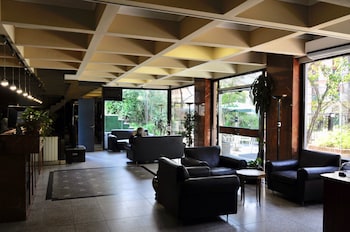 golf tower suites and apartments