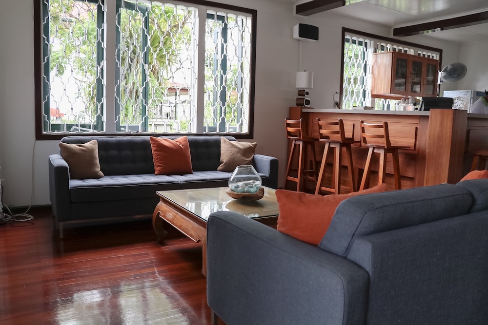 eco resort inn