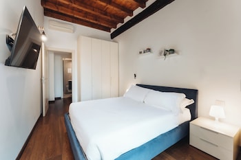 charming milan apartments brera madonnina