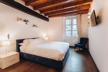 charming milan apartments brera madonnina
