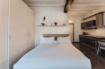 charming milan apartments brera madonnina