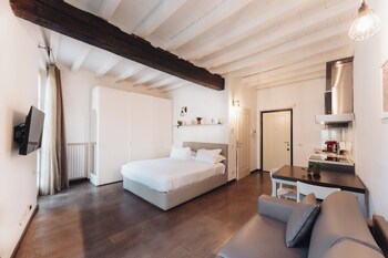 charming milan apartments brera madonnina