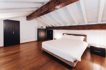 charming milan apartments brera madonnina