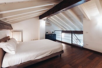 charming milan apartments brera madonnina