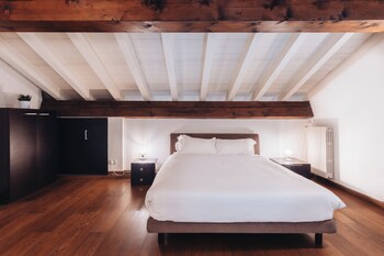 charming milan apartments brera madonnina