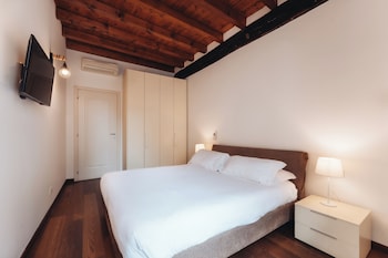 charming milan apartments brera madonnina