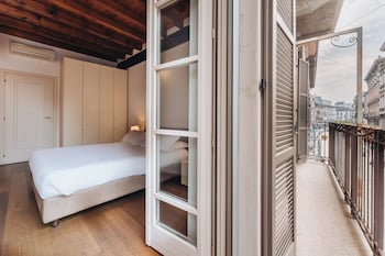 charming milan apartments brera madonnina