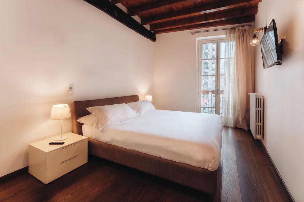 charming milan apartments brera madonnina