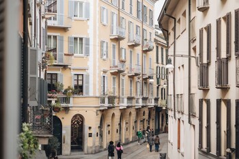 charming milan apartments brera madonnina