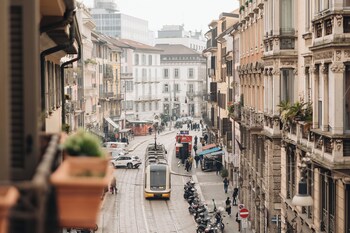 charming milan apartments brera madonnina