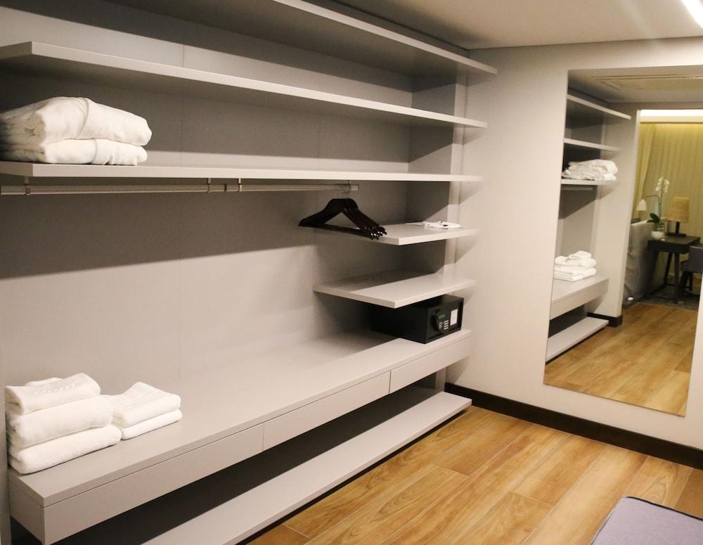 ilum experience home