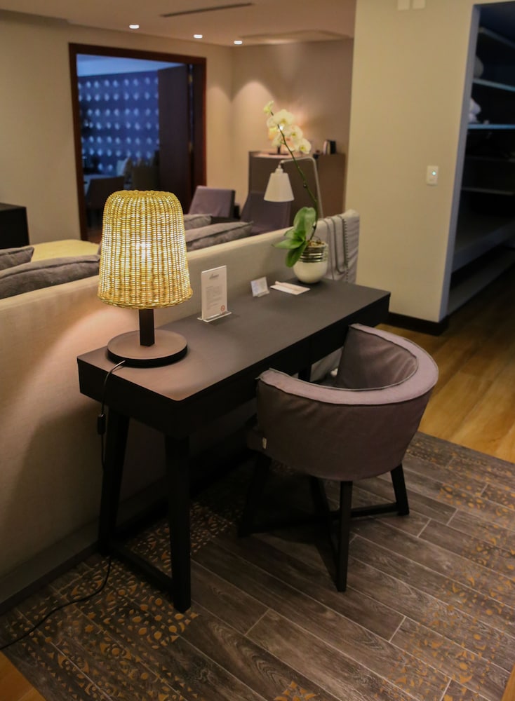 ilum experience home