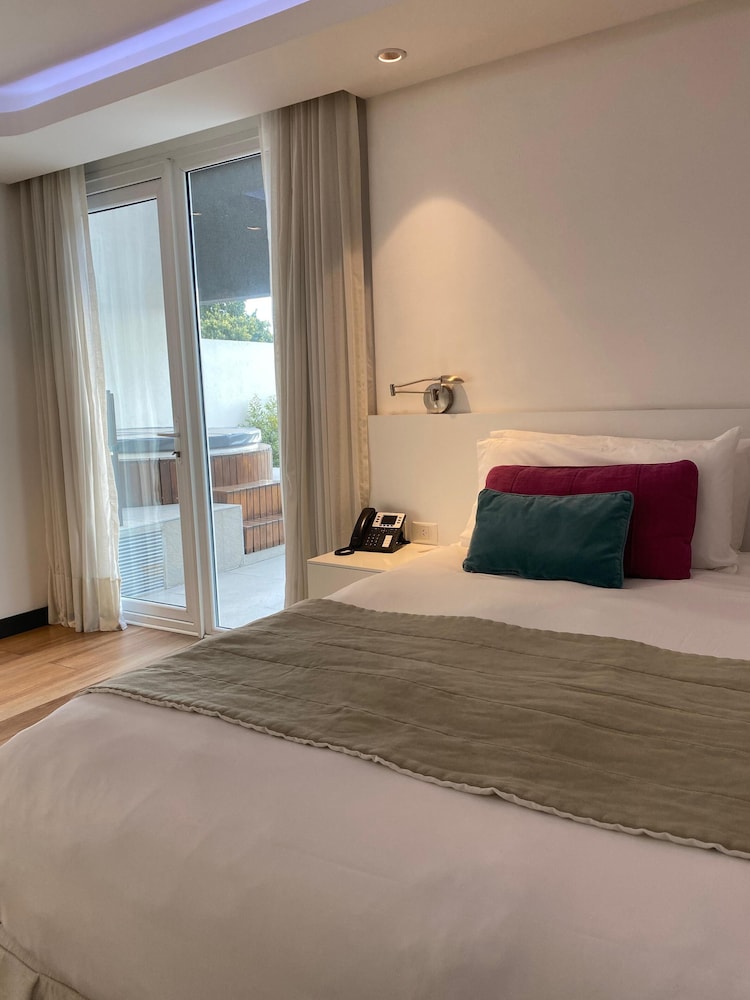 ilum experience home