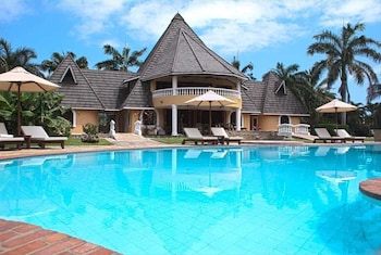 sunset villa diani